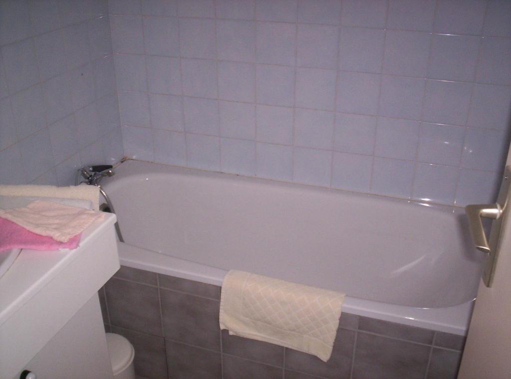 Auberge De Mandrin Dullin Kamer foto